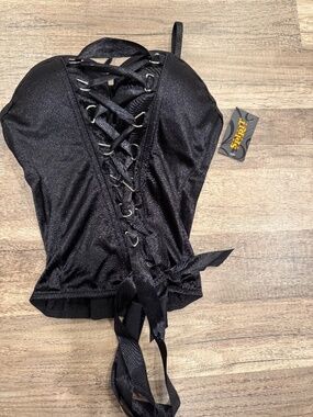 Size medium new with tags corset top